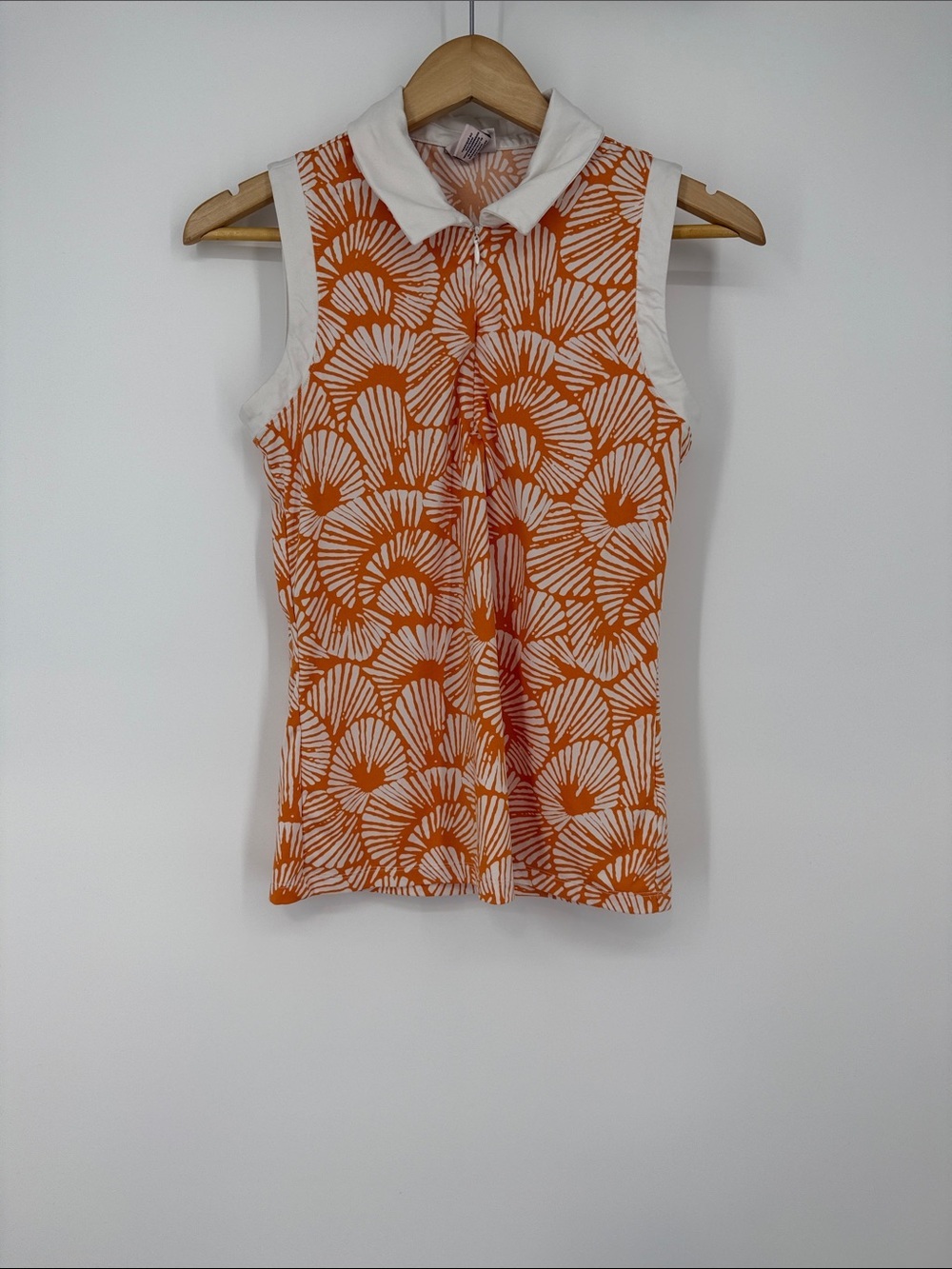 Tommy Bahama Golf Sleeveless Collared Print Top - Orange & White